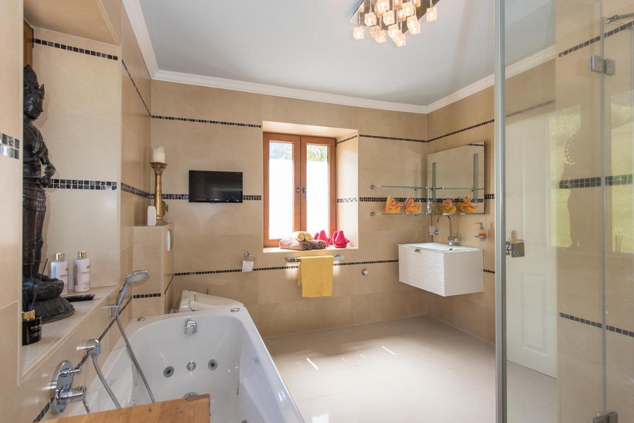 Ferienhaus Kappel Mit Pool Friburgo em Brisgóvia Exterior foto